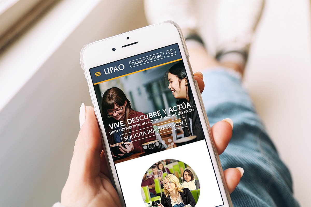 http://Professional%20web%20design%20and%20web%20development%20presentation%20featuring%20a%20responsive%20desktop%20and%20mobile%20website%20created%20by%20a%20web%20designer,%20with%20custom%20UI/UX%20design,%20modern%20search%20interface,%20visual%20branding%20and%20interactive%20web%20elements.